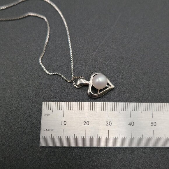 18 Inch Sterling Silver Small Heart Pearl Pendant Necklace A7078 - Picture 6 of 7